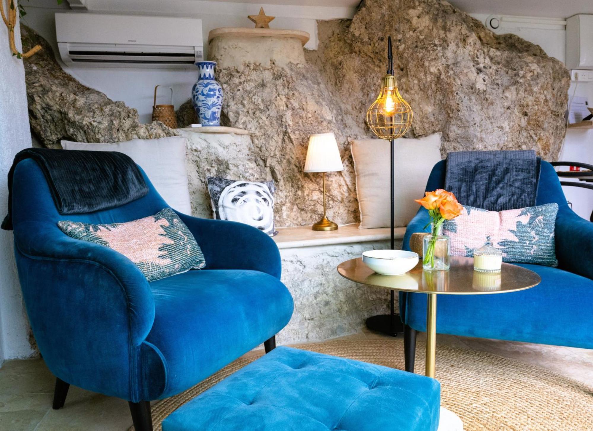 Gîte Les Deux Roches Le Bar-sur-Loup Extérieur photo